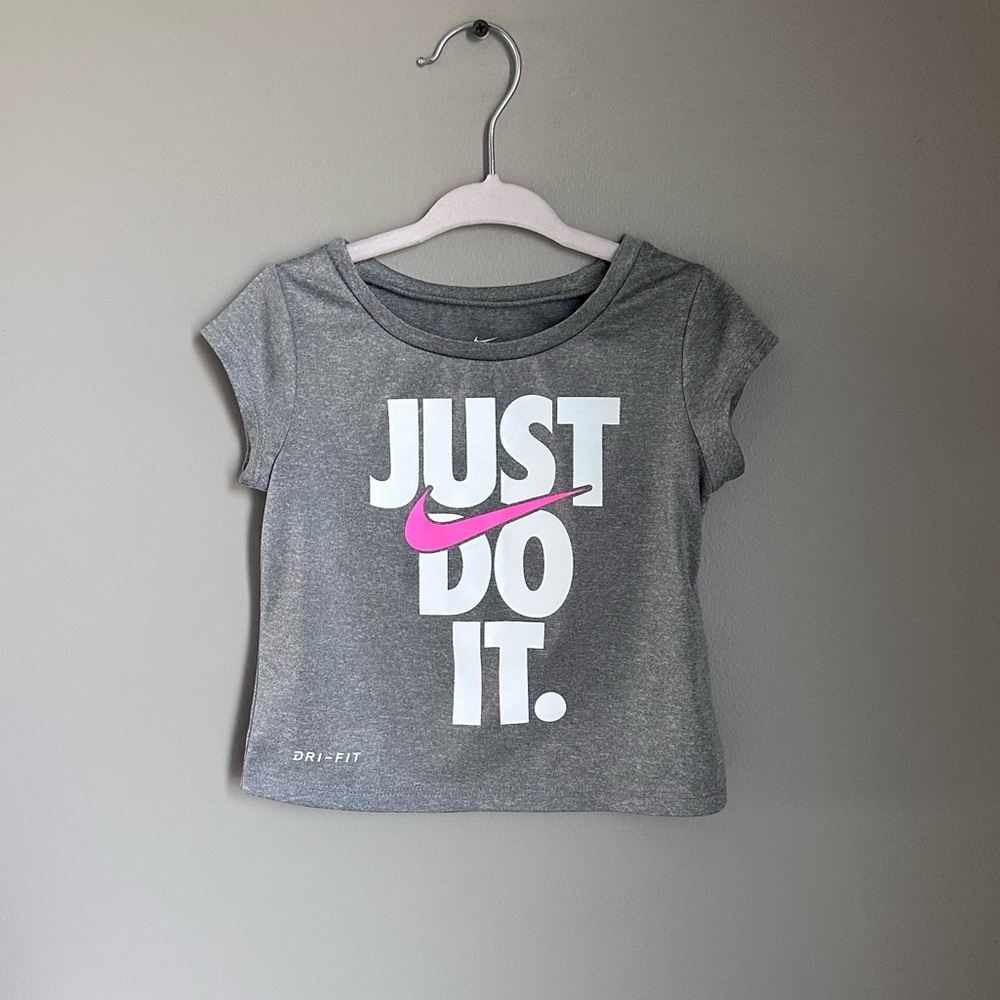 Nike Dri Fit Girls Toddler Tshirt Size 2T